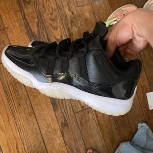 Retro 11s 72-10